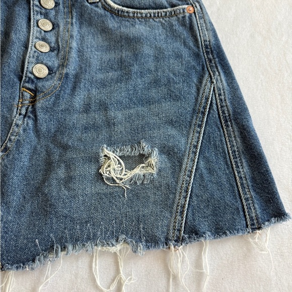 We The Free Distressed Button-Up Y2K Mini Skirt - Size 29 - Picture 4 of 8